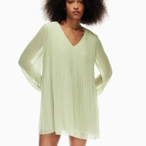 Aritzia Wilfred Pleated Chiffon Prophecy Dress Light Pastel Green Size Small - Picture 1 of 8